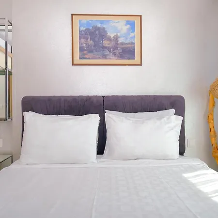Modern Furnished In Istanbul By Iradah Gayrimenkul *