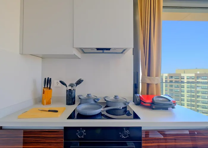 Modern Furnished In Istanbul By Iradah Gayrimenkul Διαμέρισμα *