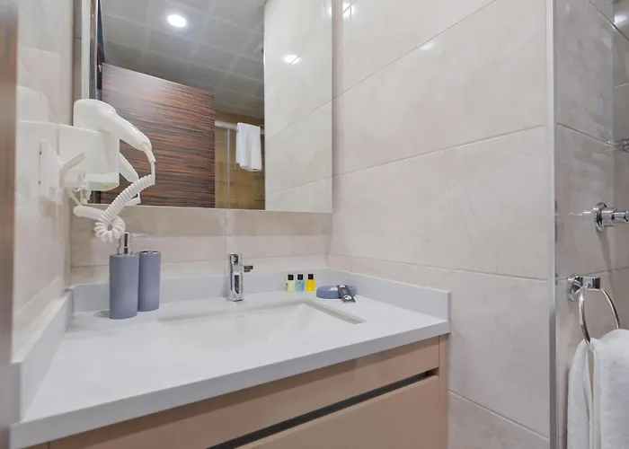 Modern Furnished In Istanbul By Iradah Gayrimenkul Apartamento